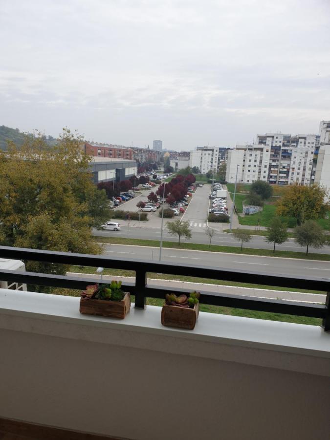 Tito Lux Apartment เบลเกรด ภายนอก รูปภาพ